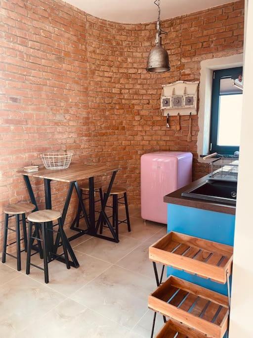 Dvojizbovy Apartman V Blizskom Centre Bardejova Bagian luar foto