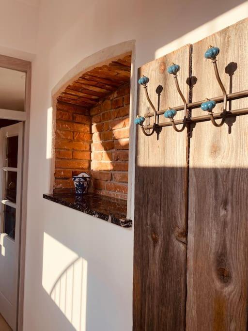 Dvojizbovy Apartman V Blizskom Centre Bardejova Bagian luar foto