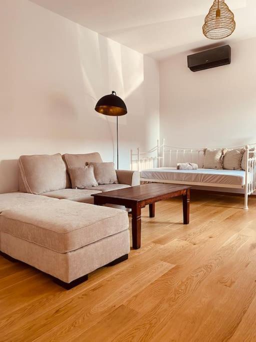 Dvojizbovy Apartman V Blizskom Centre Bardejova Bagian luar foto
