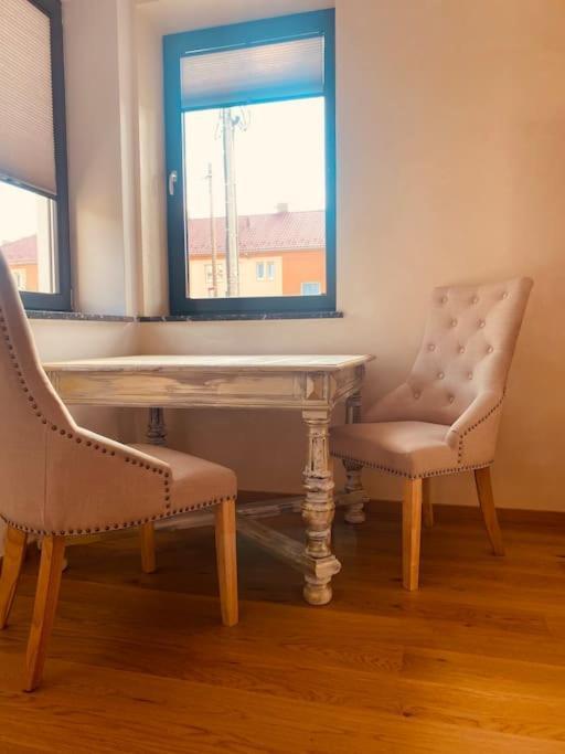 Dvojizbovy Apartman V Blizskom Centre Bardejova Bagian luar foto